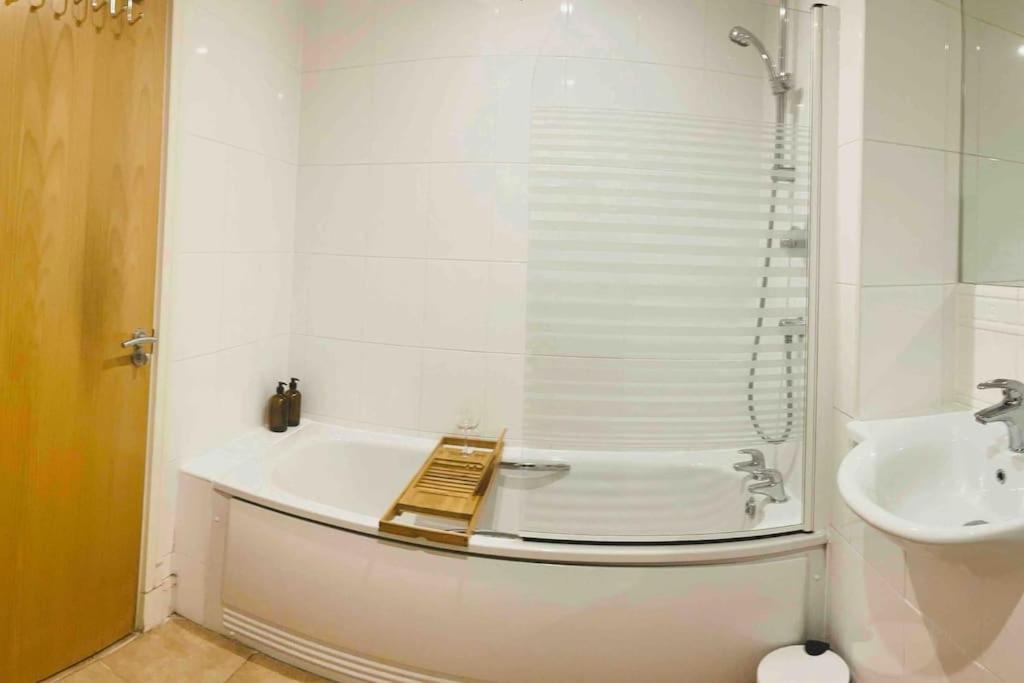 Beautiful Central Open Plan Living! Μάντσεστερ Εξωτερικό φωτογραφία